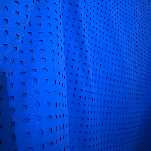 Cynthia Rowley | Electric Blue buttoned sleeveless blouse cutout 1x 14/16 - Picture 10 of 10